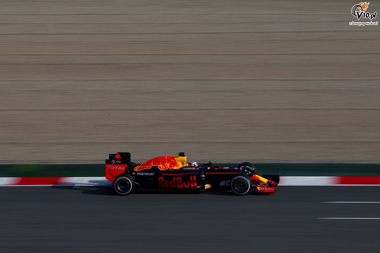 Testy F1 przed sezonem 2016 - Barcelona I - dzie� 2/4