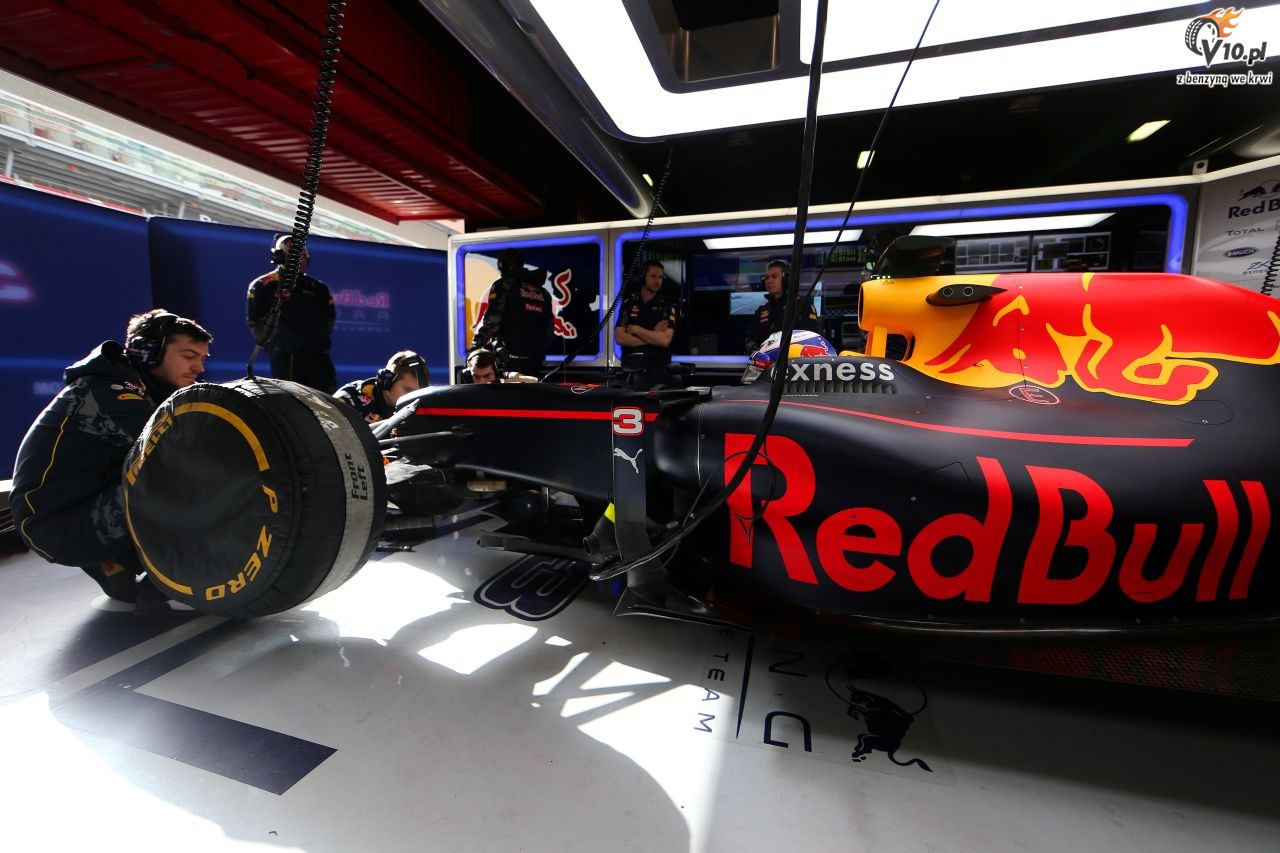 Testy F1 przed sezonem 2016 - Barcelona I - dzie� 2/4