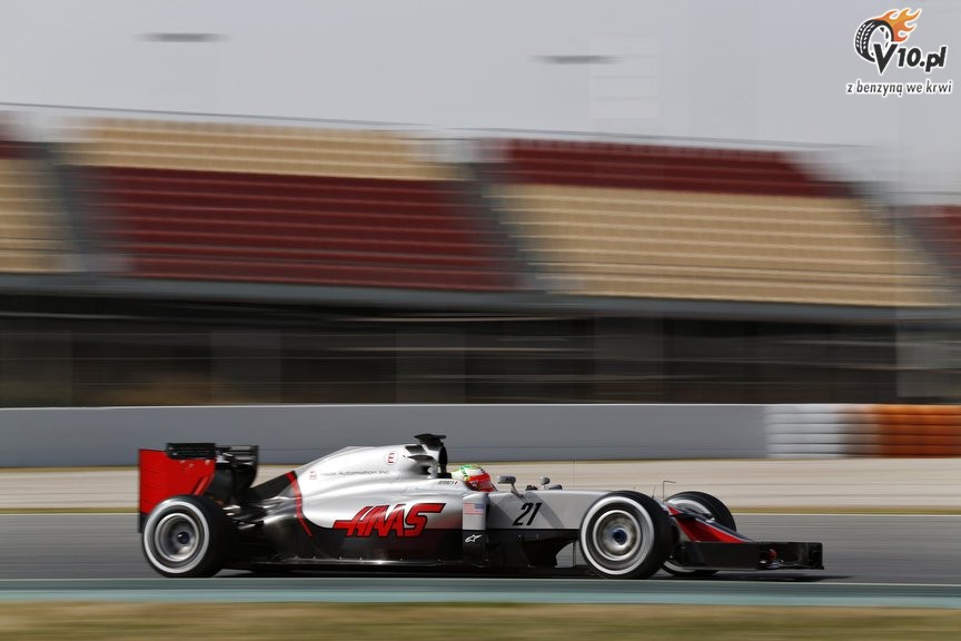 Testy F1 przed sezonem 2016: Czwarty dzień dla Raikkonena, katastrofa McLarena i Hondy