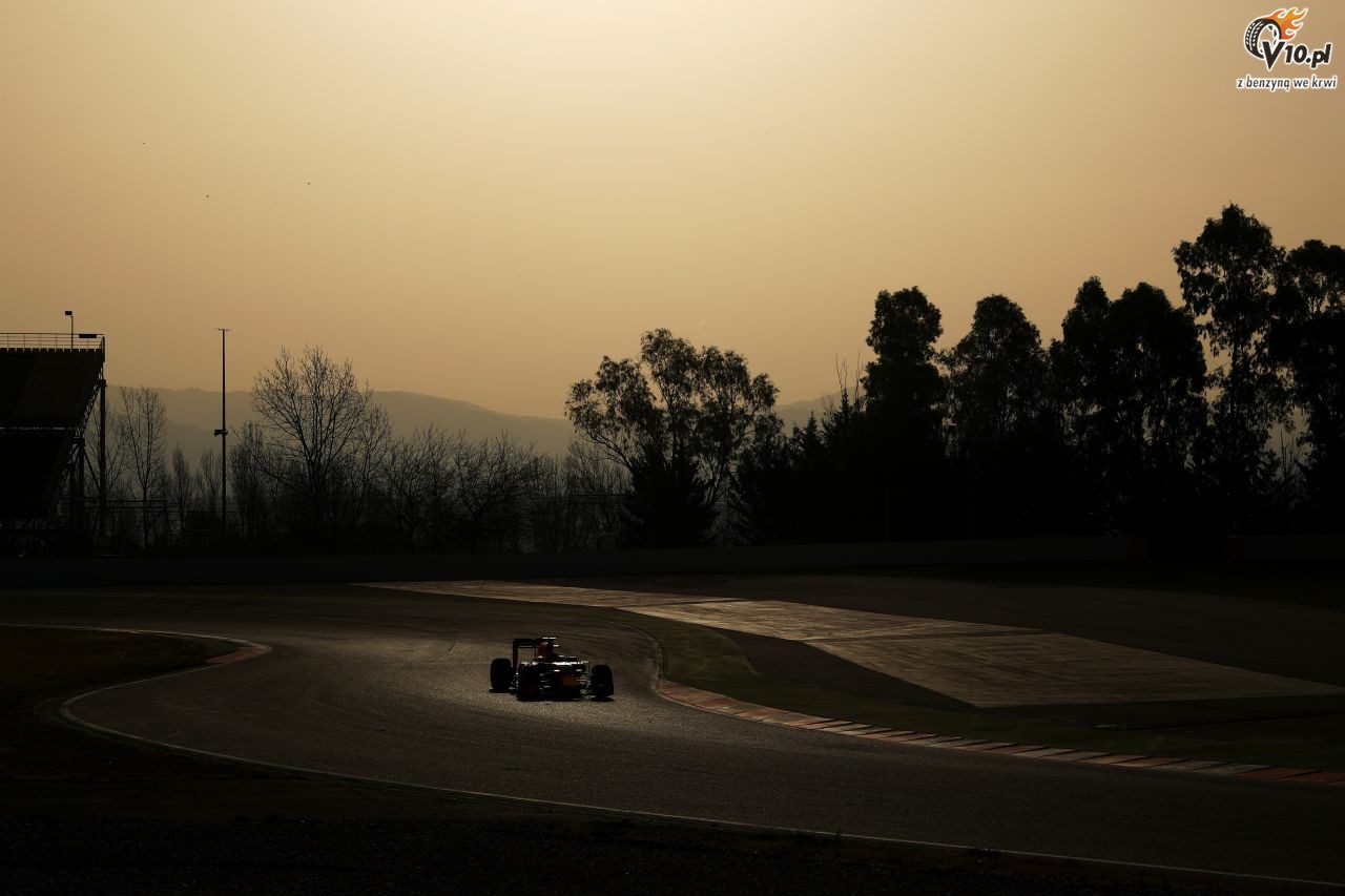 Testy F1 przed sezonem 2016 - Barcelona I - dzie� 2/4