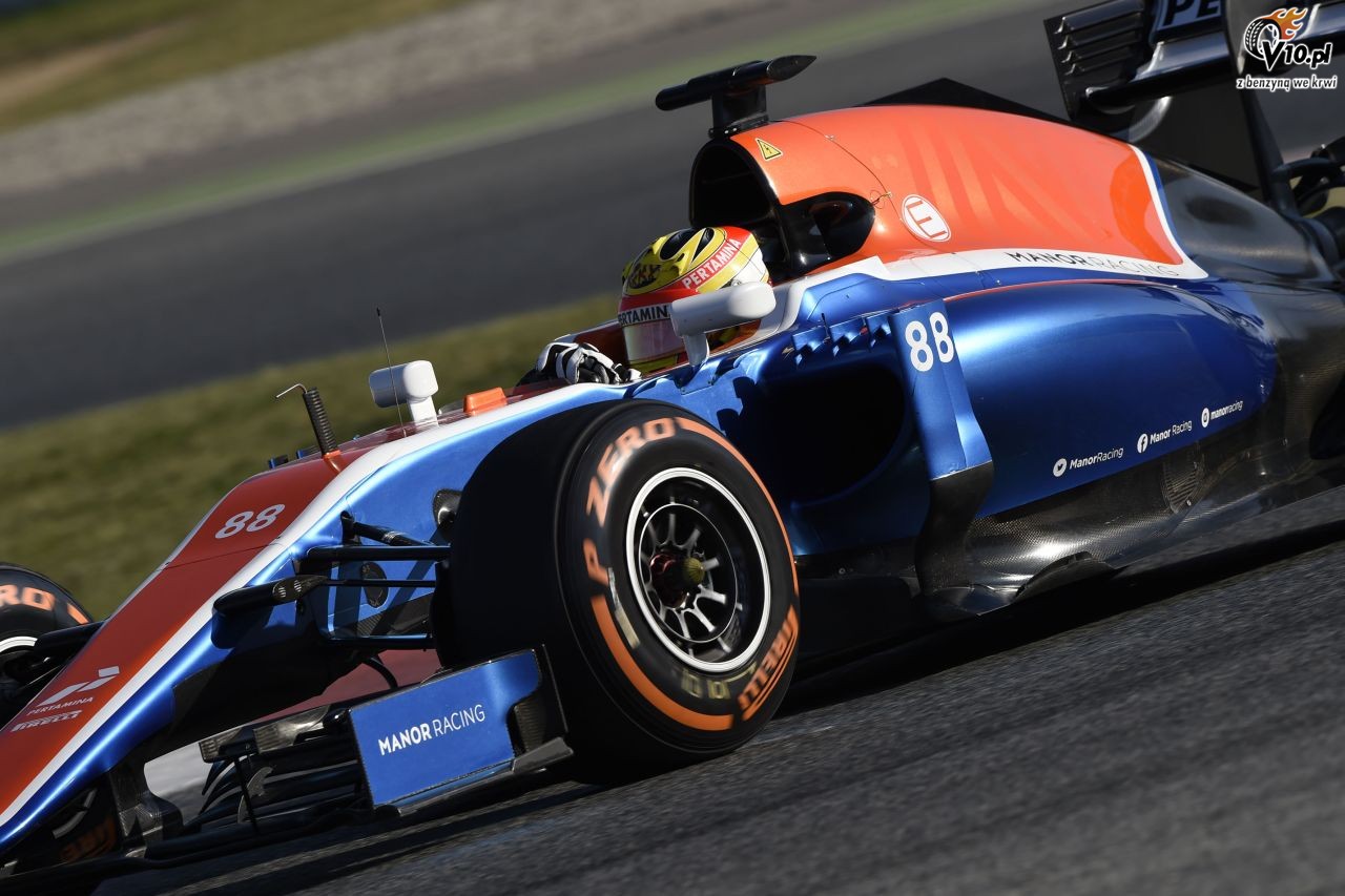 Testy F1 przed sezonem 2016: Mercedes pokaza szybko na mikkich oponach