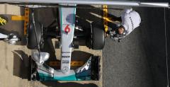 Mercedes wymieni Hamiltona i Rosberga mechanikami