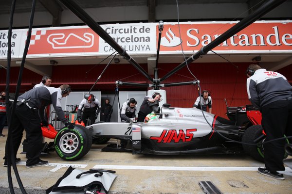 Pirelli wybrao opony na nowy wycig F1 w Baku