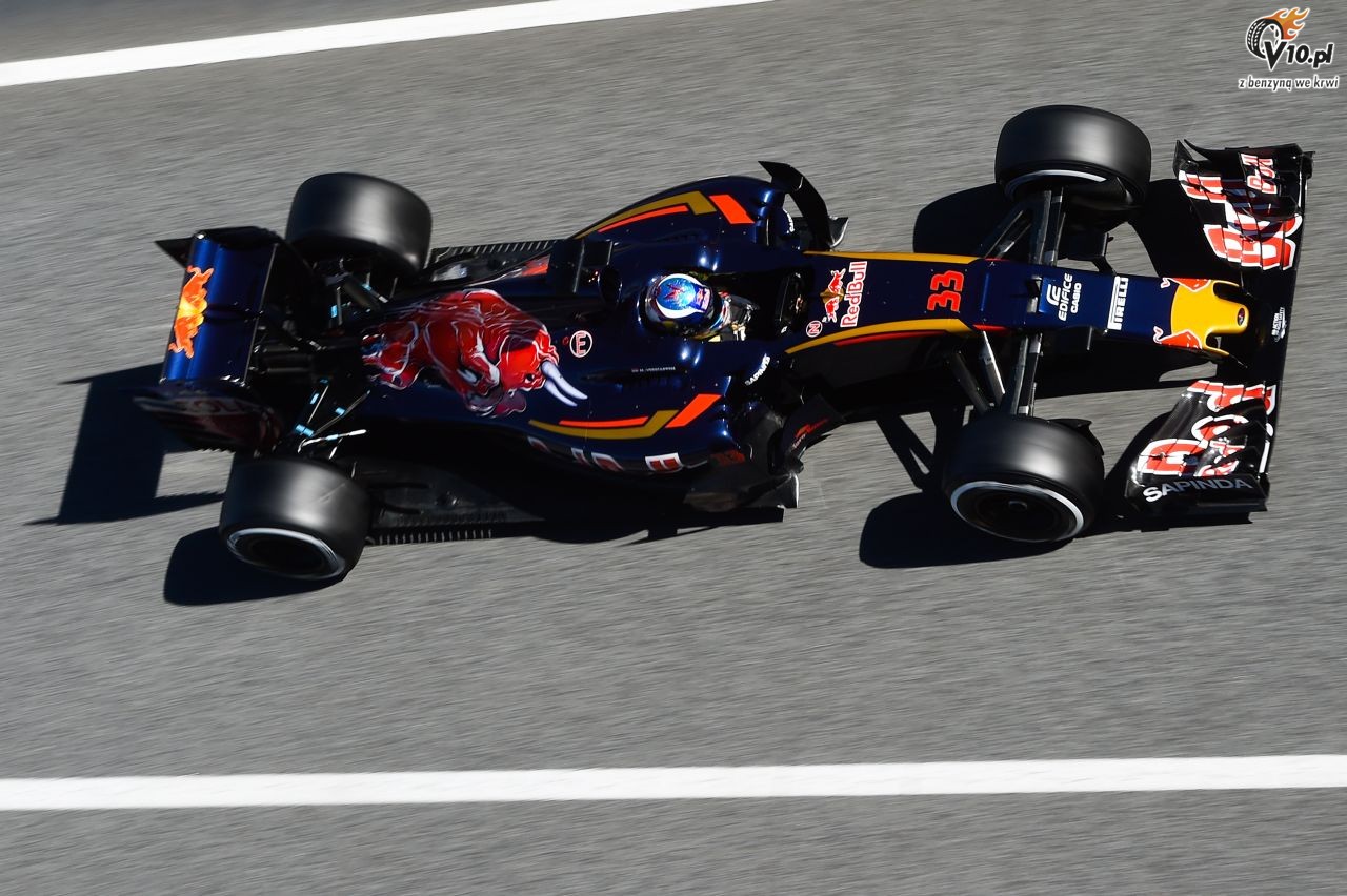 Testy F1 przed sezonem 2016 - Barcelona II - dzie� 3/4