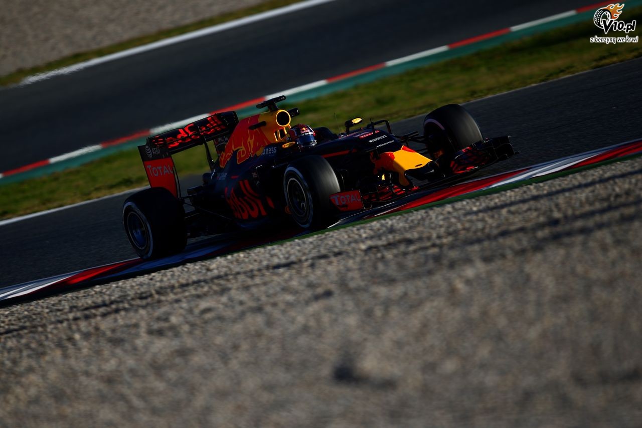 Testy F1 przed sezonem 2016 - Barcelona II - dzie� 3/4