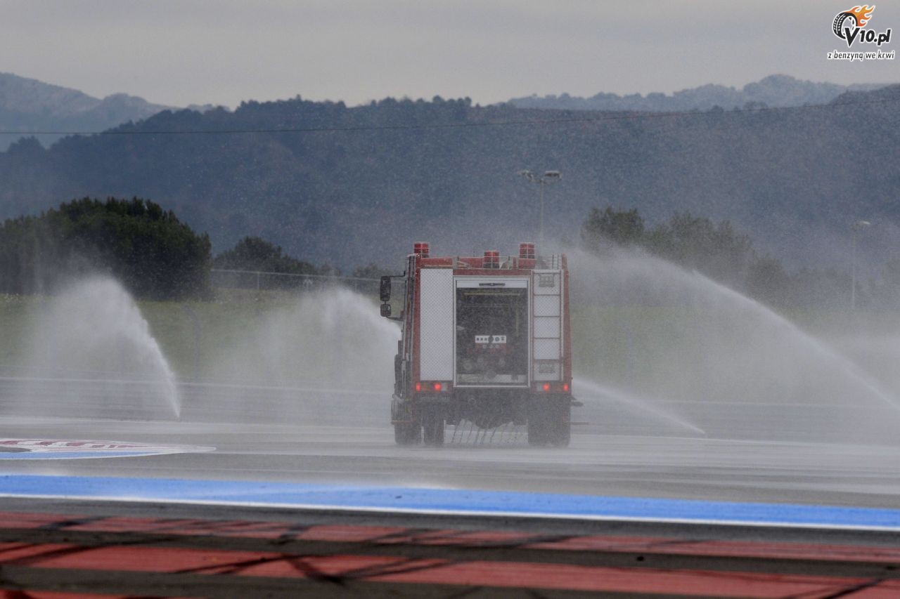 Testy deszczowych opon w F1 na Paul Ricard