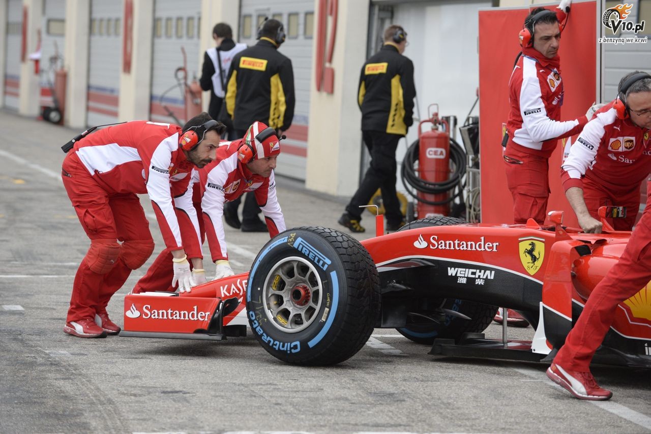 Testy deszczowych opon w F1 na Paul Ricard