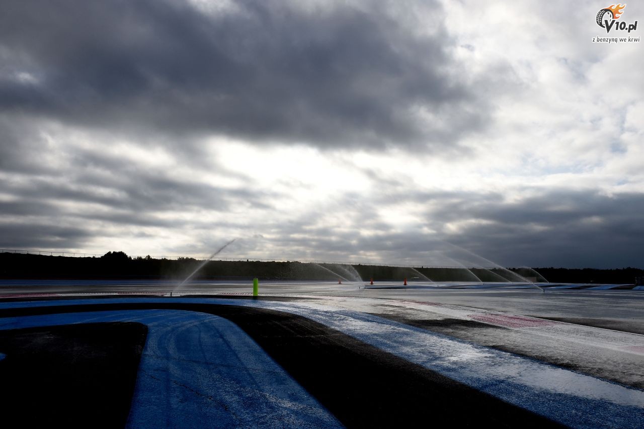 Testy deszczowych opon w F1 na Paul Ricard