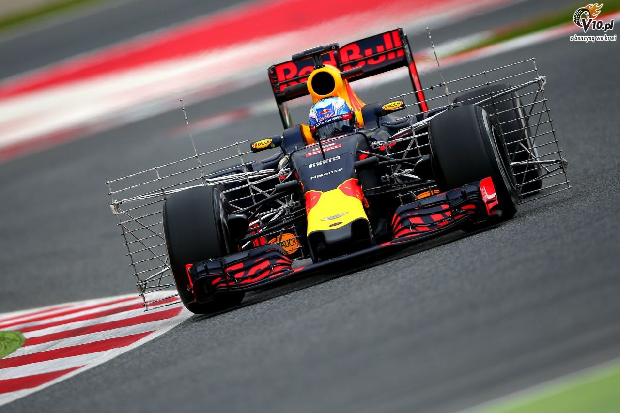 Testy F1 po GP Hiszpanii 2016