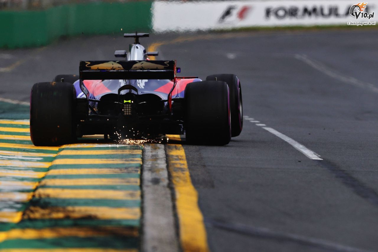 Toro Rosso przebudowuje nowy bolid pod 'zupenie inny' silnik Hondy