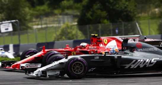 Haas chce zbliżyć się na pół sekundy do Ferrari