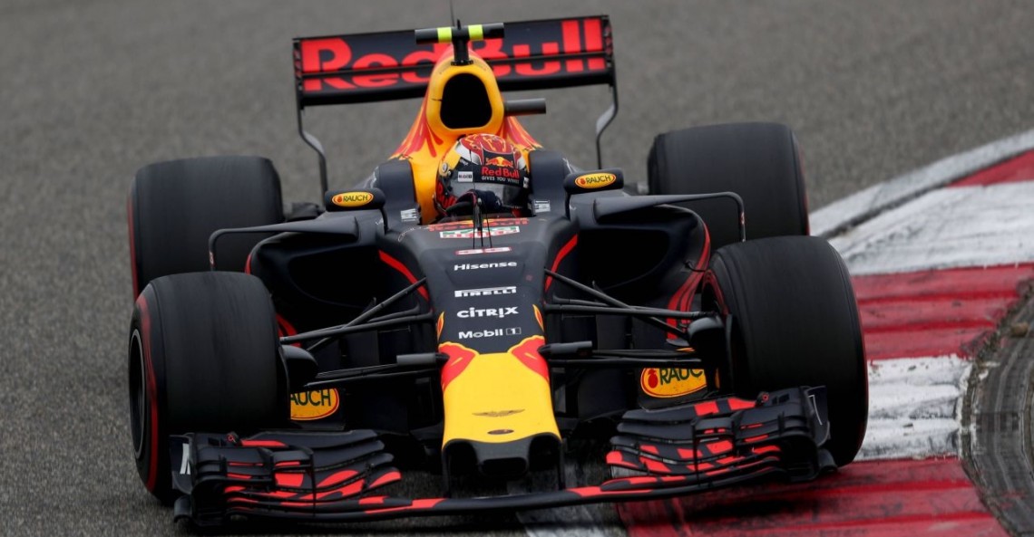 Verstappen znów imponująco wyprowadził bolid z poślizgu