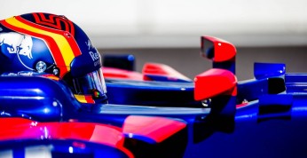 Sainz Jr przeszarżował w pożegnalnym występie bolidem Toro Rosso