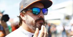Alonso atakowa jak 'kamikadze' w pojedynku z Sainzem Juniorem