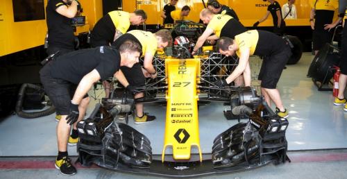 Bolid Renault przyśpieszył z nowymi częściami sprawdzonymi na testach po GP Bahrajnu