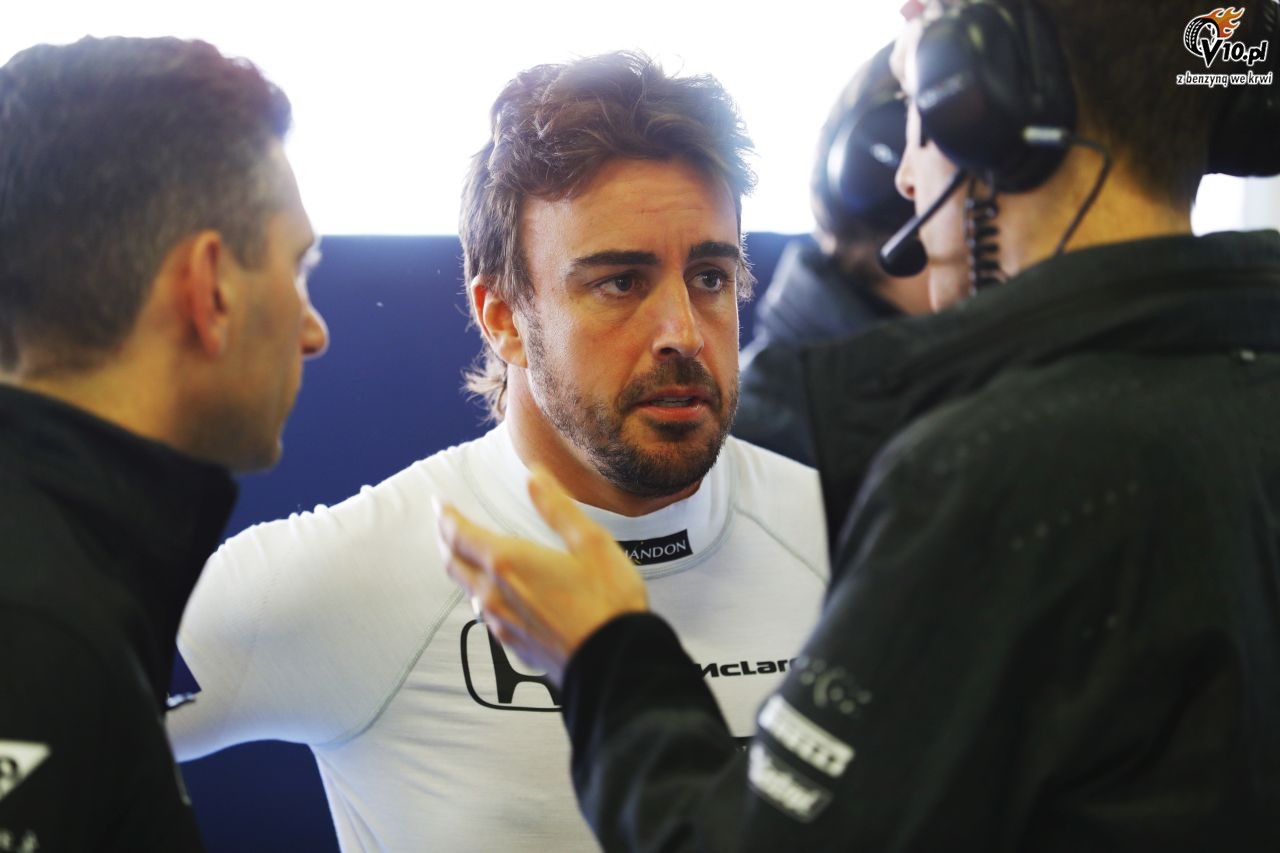 Alonso przeprasza fanw F1 za 'okropne' bolidy w poprzednich latach