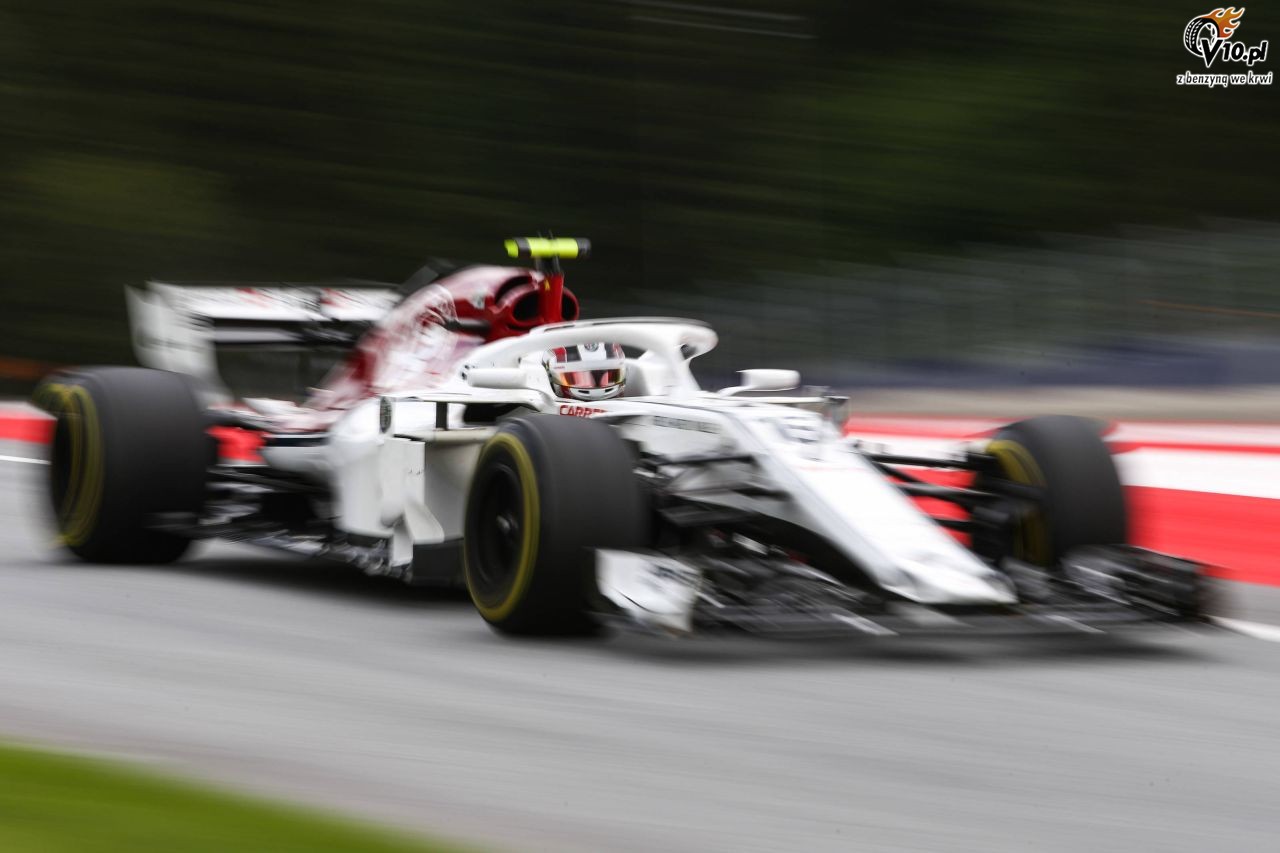 Leclerc mia defekt skrzyni biegw przez awari zawieszenia