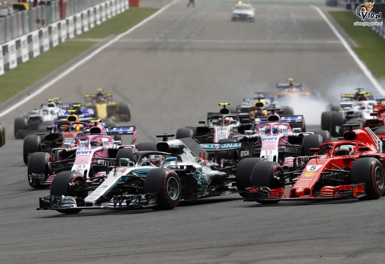 Hamilton niezadowolony z przenoszenia transmisji telewizyjnych F1 na patne kanay