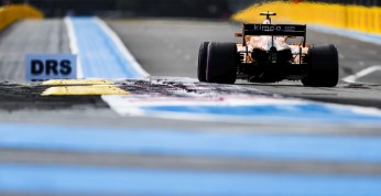 Silverstone - pokonanie pierwszych zakrętów z DRS może dać 