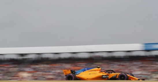 Vandoorne spowalniany przez wadliwy bolid