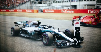 Mercedes twierdzi, że był wolniejszy od Ferrari na prostych o...