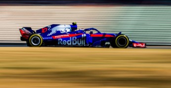 Gasly cofnięty na koniec stawki