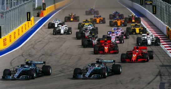 Alonso cieszy się każdym wyścigiem przed odejściem z F1