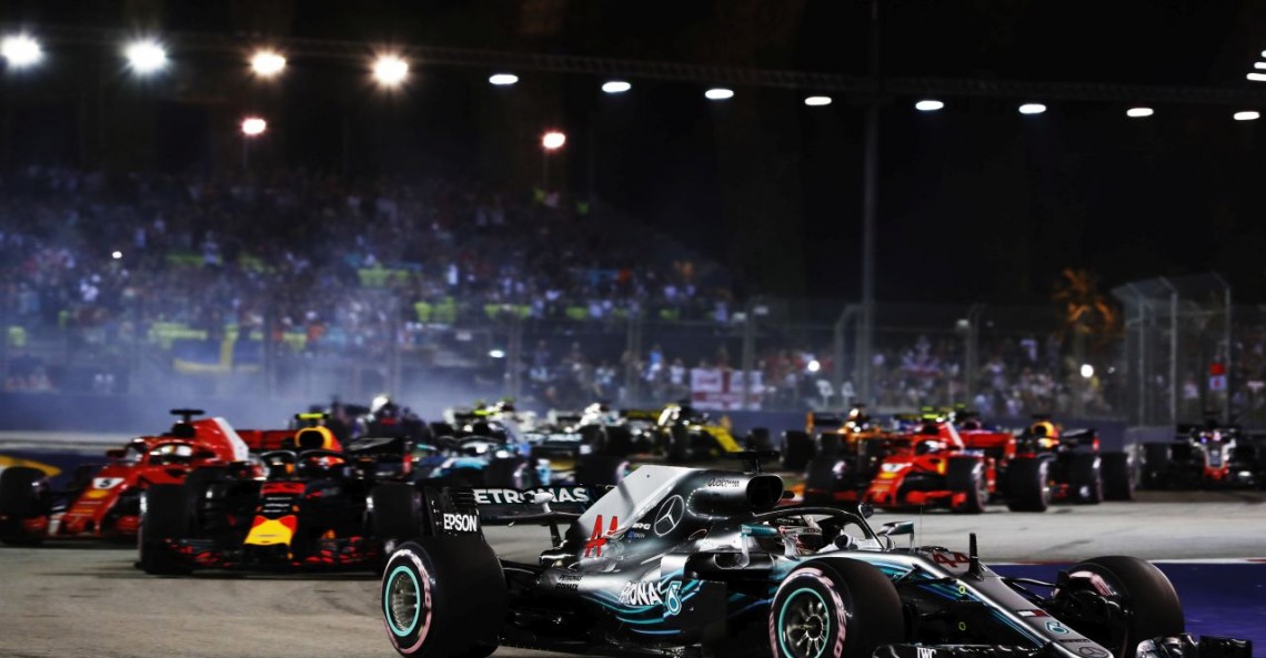 Hamilton zapowiada rezygnację z Formuły 1, jeśli będzie musiał startować w 25 wyścigach rocznie