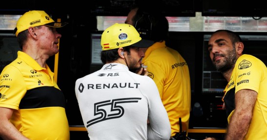 Renault: Red Bull straci Ricciardo, bo nie chciał oddać Sainza Juniora
