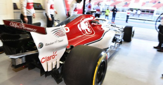 Leclerc zły na siebie za 'głupi' wypadek podczas ostatniego dnia zimowych testów F1