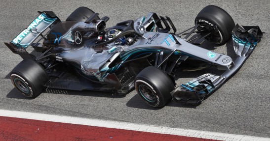 Pirelli zmodyfikuje opony F1 na trzy wyścigi
