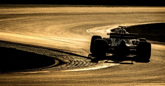 Pirelli zmodyfikuje opony F1 na trzy wyścigi