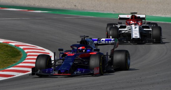 Zmiany w aerodynamice bolidów F1 działają. Magnussen zauważył 'dużą różnicę' w wyprzedzaniu