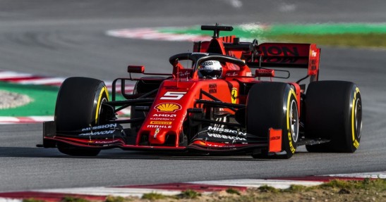 Ferrari pozwala Leclerkowi na walkę z Vettelem