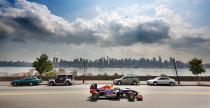 Bolid Red Bulla wstrzsn ulicami New Jersey - oficjalny klip z wypadu do USA