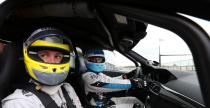 Rosberg da solidn lekcj jazdy pikarzowi Sergio Aguero. Zobacz wideo