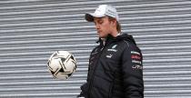 Rosberg da solidn lekcj jazdy pikarzowi Sergio Aguero. Zobacz wideo