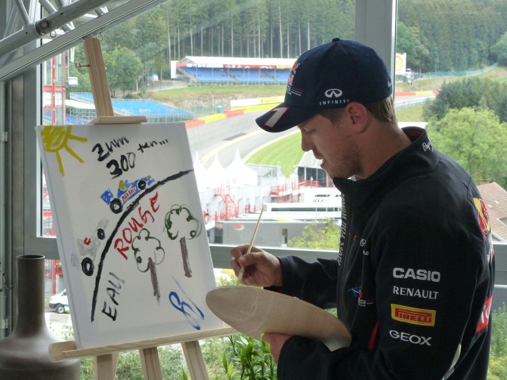 Schumacher zasugerowa� wol� pozostania w F1 na sezon 2013