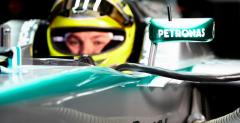Mercedes pokaza bolid na sezon 2013. Zobacz model W04 w akcji! [foto i wideo]