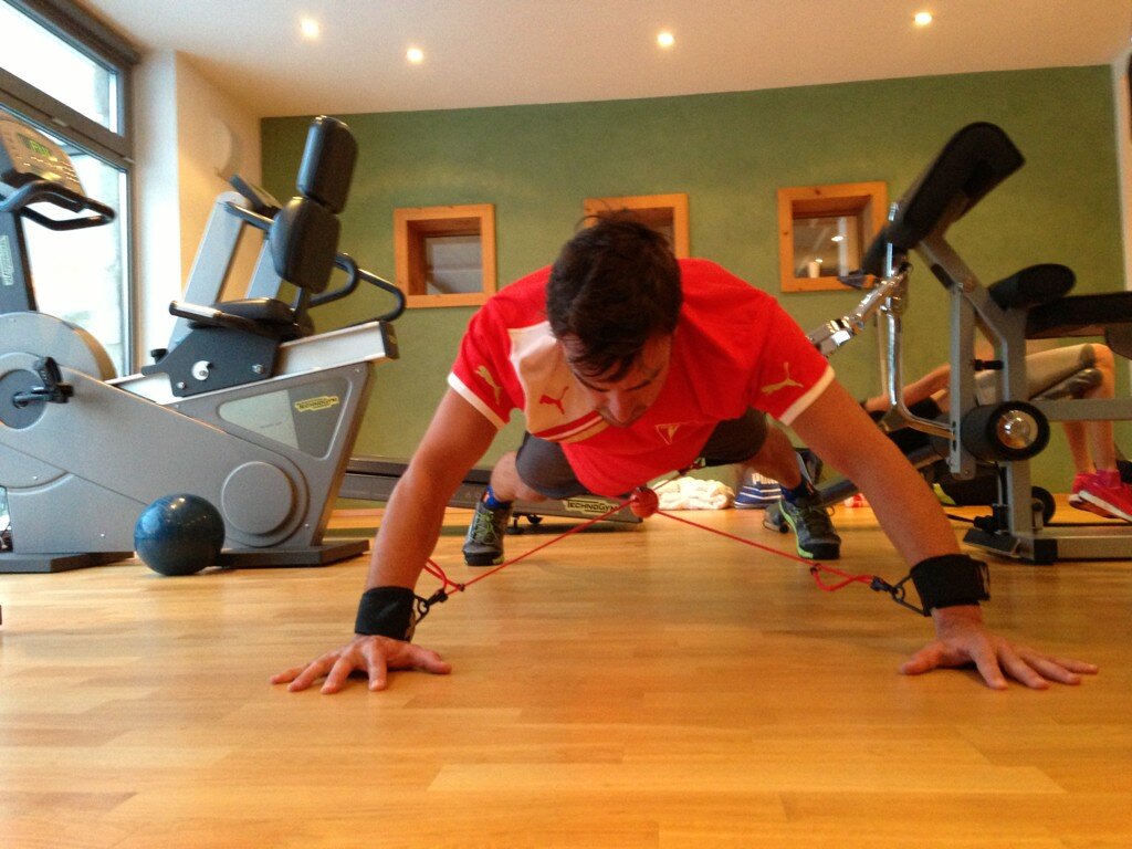 Alonso chwali si� treningiem