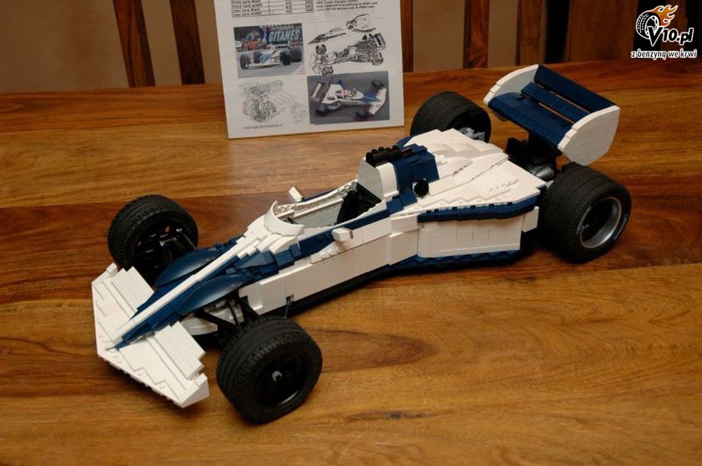 Historyczne bolidy F1 w wersji LEGO - zobacz!