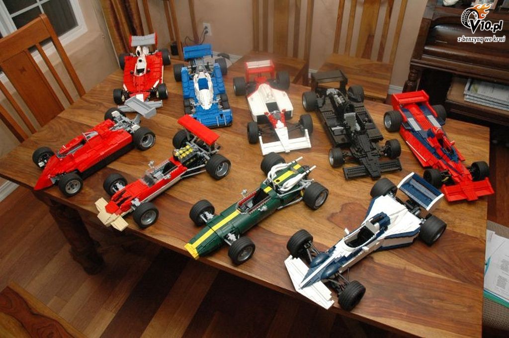 Historyczne bolidy F1 w wersji LEGO - zobacz!