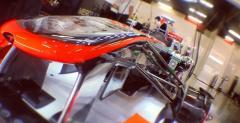 Button: McLaren wci cholernie w tyle