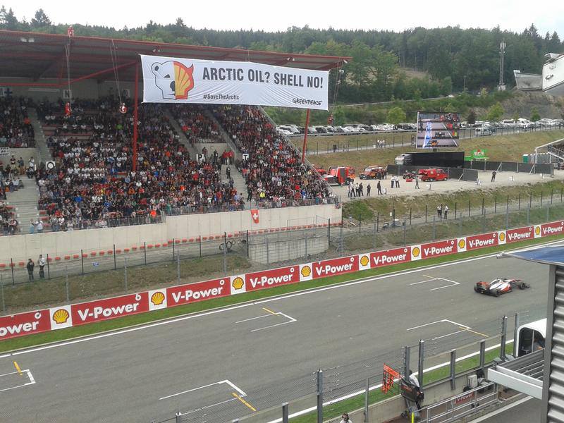 Greenpeace wdaro si na GP Belgii z protestem przeciw Shell
