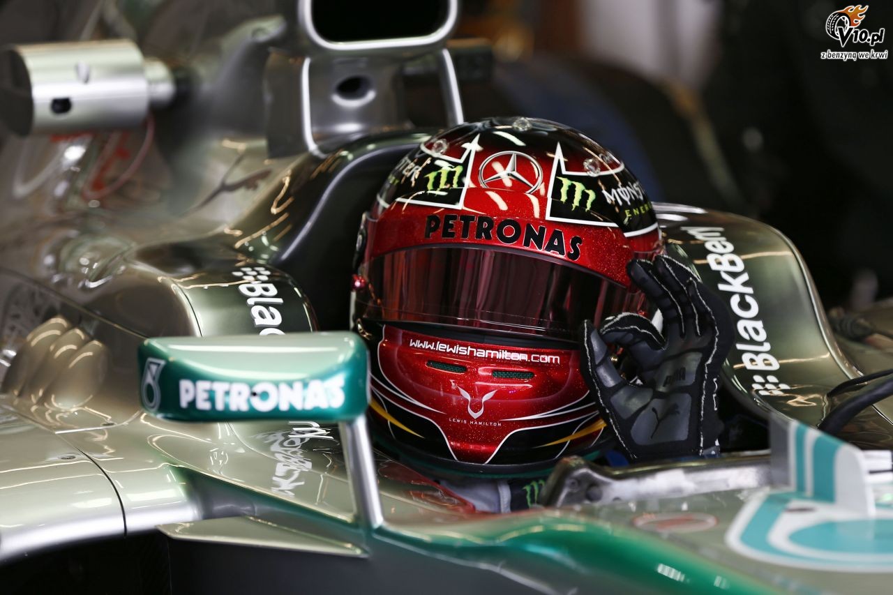 Hamilton podbudowany nowym bolidem