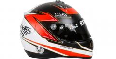 Raikkonen pokaza nowy kask na sezon 2013
