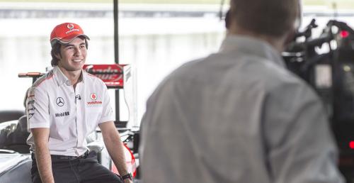 Perez ju kierowc McLarena. Zobacz zdjcia z wizyty Meksykanina w Woking