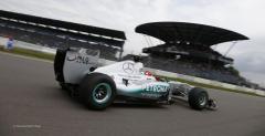 Schumacher przejecha si po Nurburgring Nordschleife bolidem Mercedesa. (video)