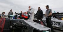 Schumacher przejecha si po Nurburgring Nordschleife bolidem Mercedesa. (video)