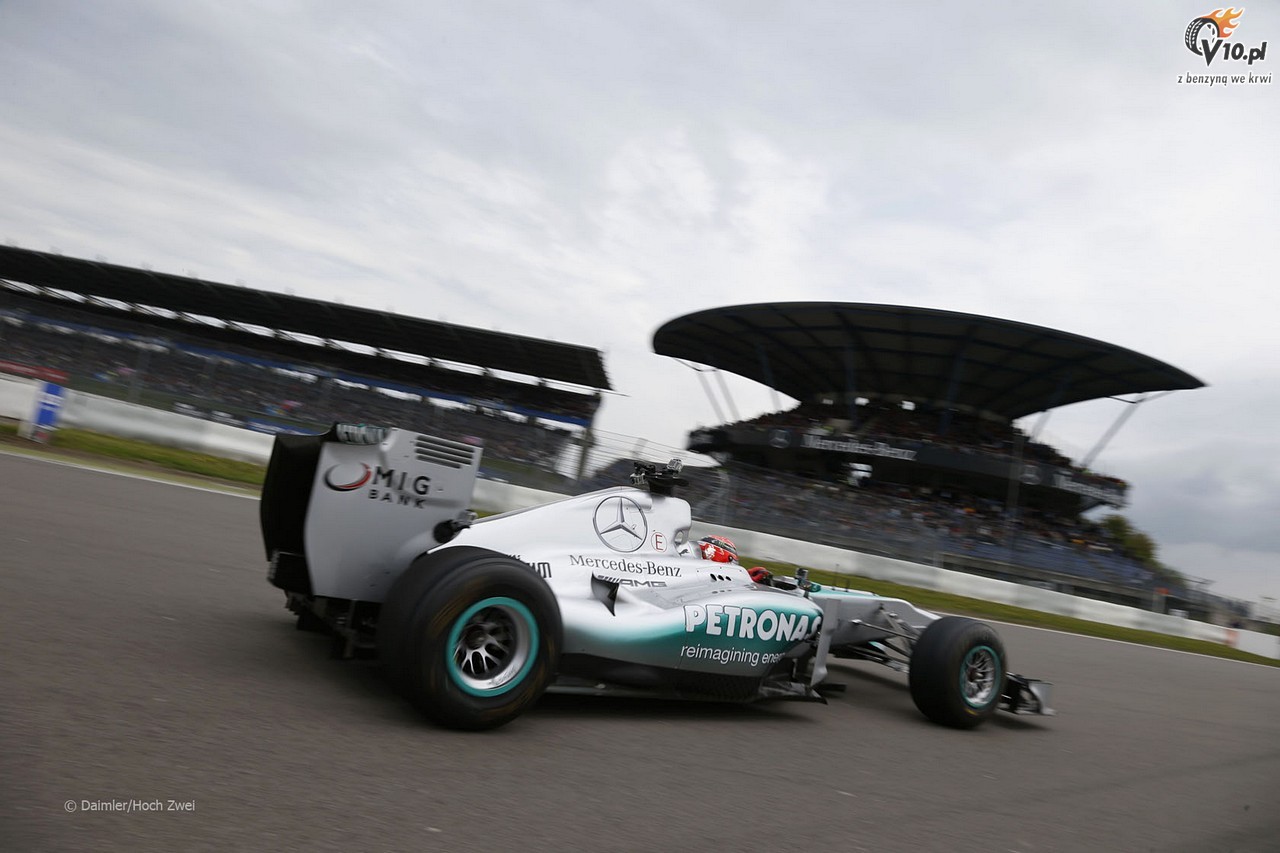 Schumacher przejecha si po Nurburgring Nordschleife bolidem Mercedesa. (video)